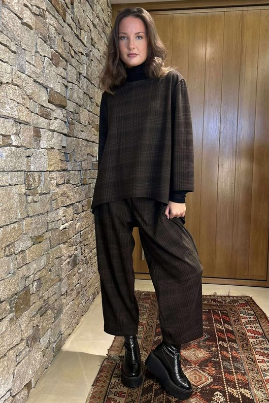 Highgrove Scuba Stretch Top Chocolate